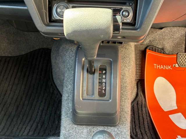 Suzuki Jimny Sierra 12
