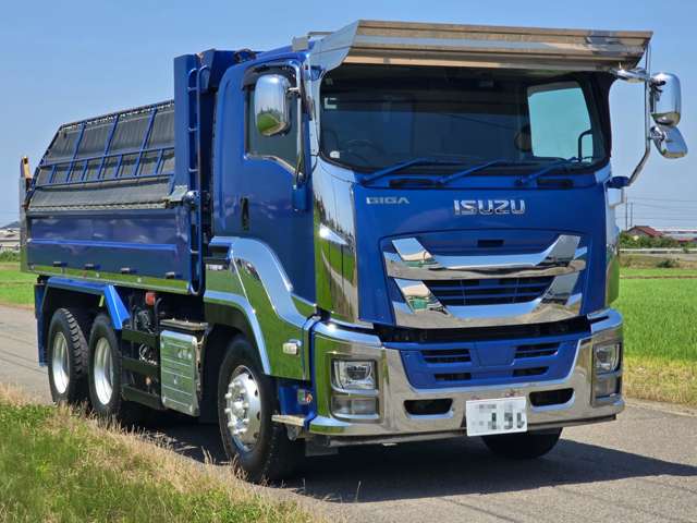 Isuzu Giga 3