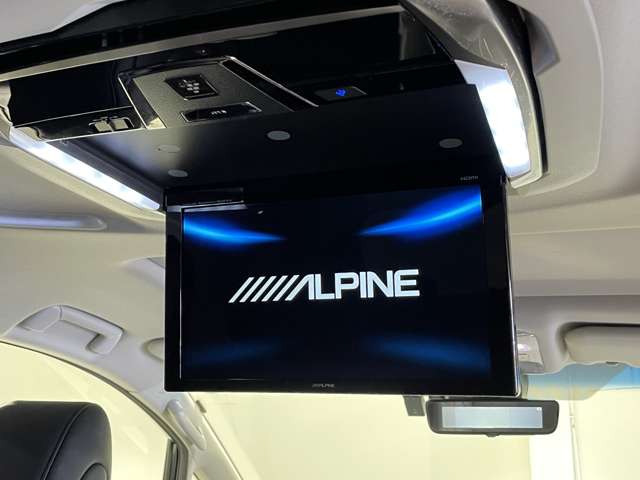 Toyota Alphard 6