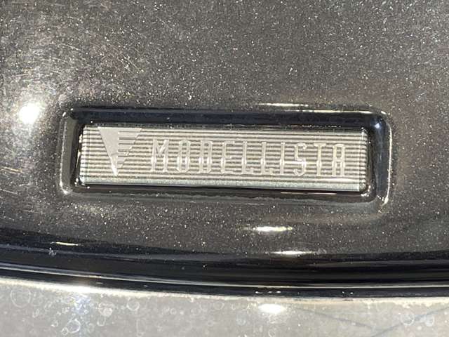 Toyota Alphard 8