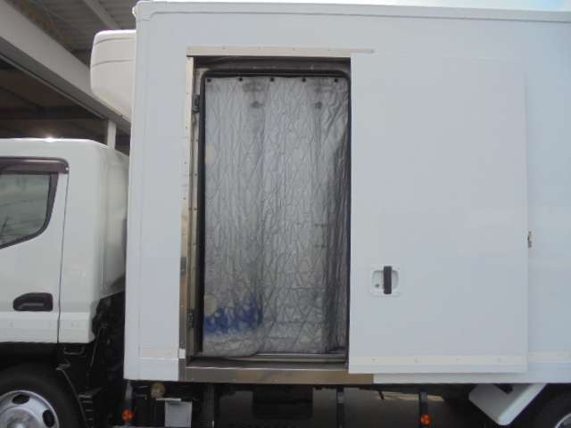 Mitsubishi Fuso Canter 7