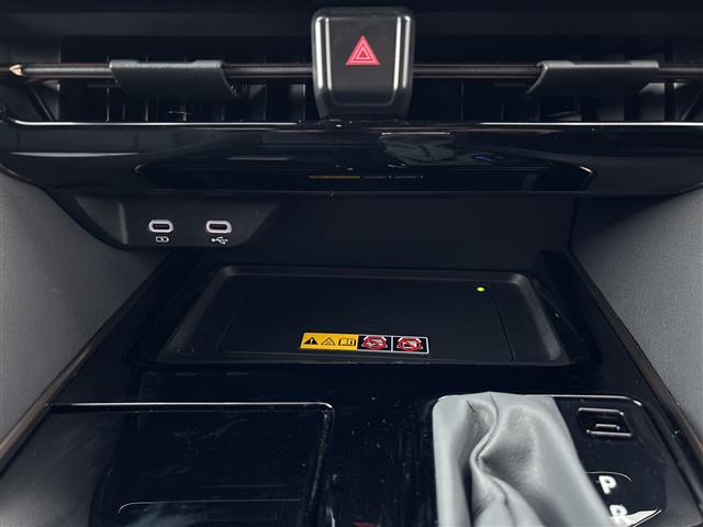 Toyota Alphard 9