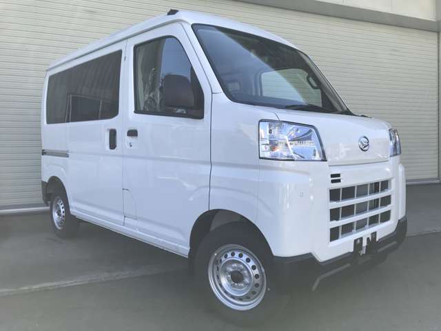Daihatsu Hijet Cargo 3