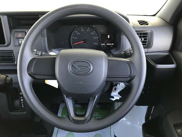 Daihatsu Hijet Cargo 9
