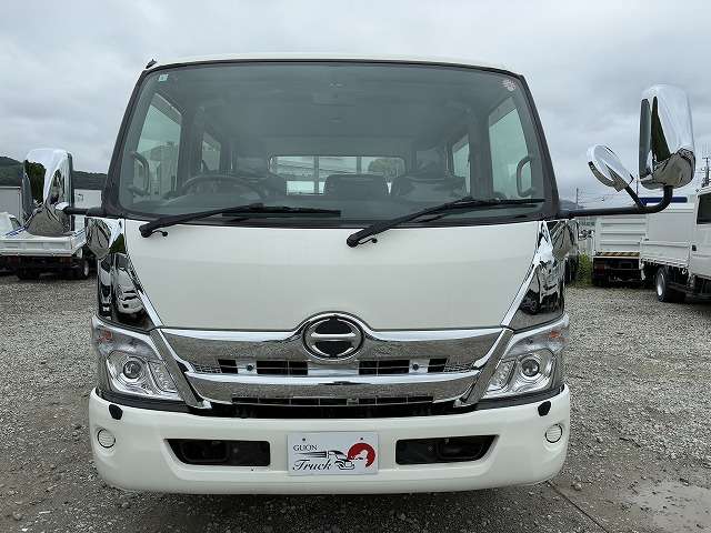 Hino Dutro 2