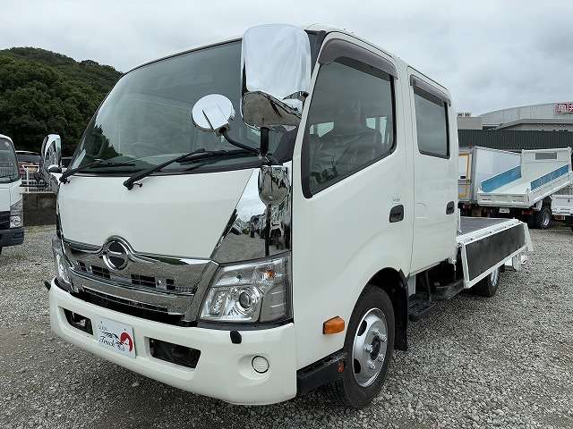 Hino Dutro 9