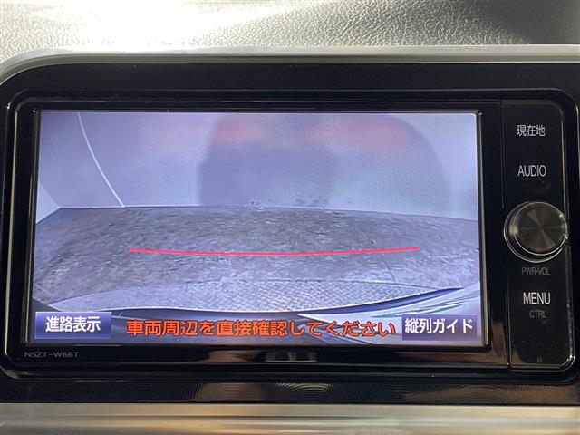 Toyota Sienta 6