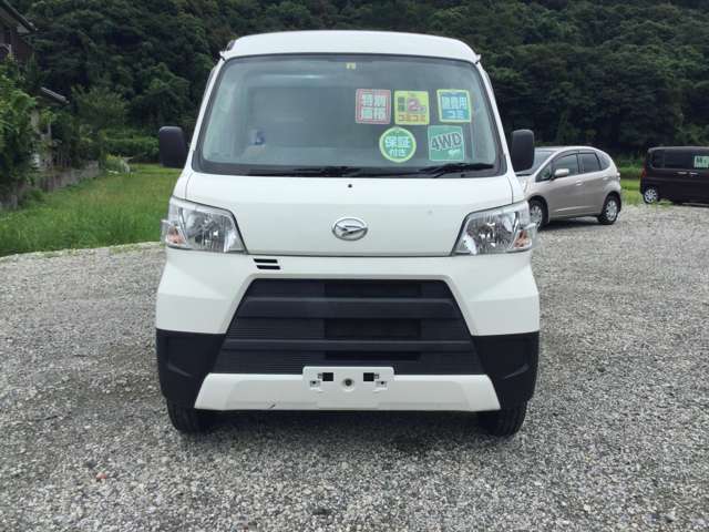 Daihatsu Hijet Cargo 2