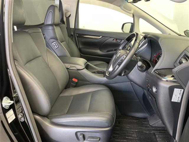 Toyota Alphard 8