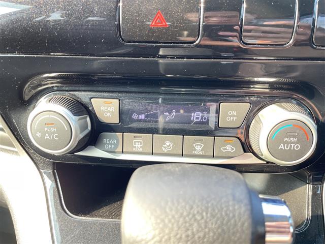Nissan Serena 11