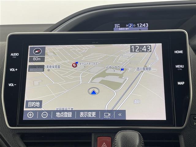 Toyota Voxy 9