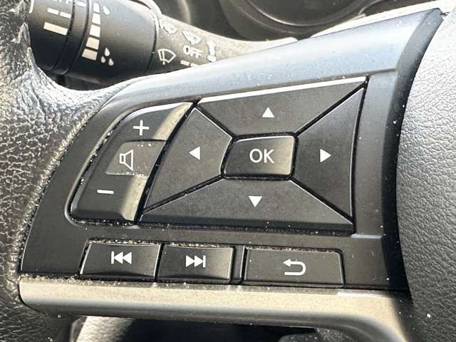 Mitsubishi eK X 12