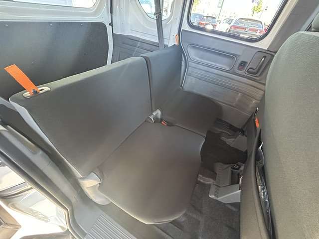 Honda N-VAN 9