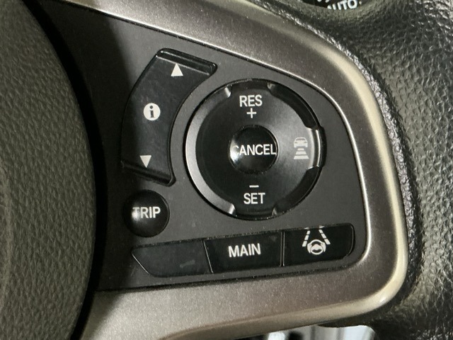 Honda N-VAN 11