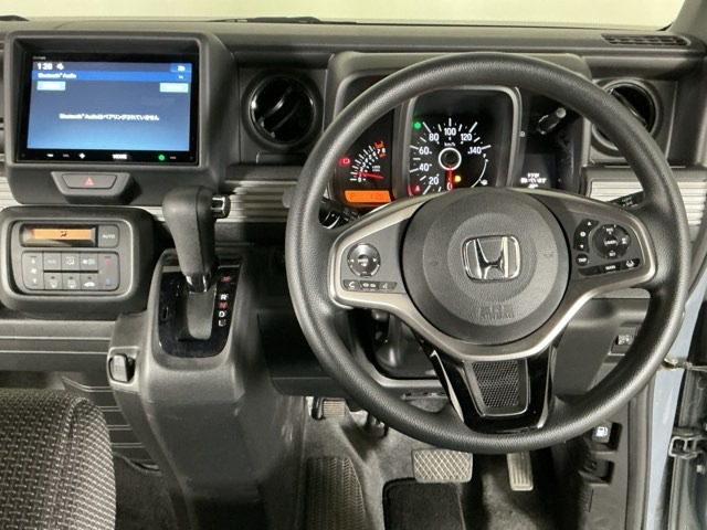 Honda N-VAN 9