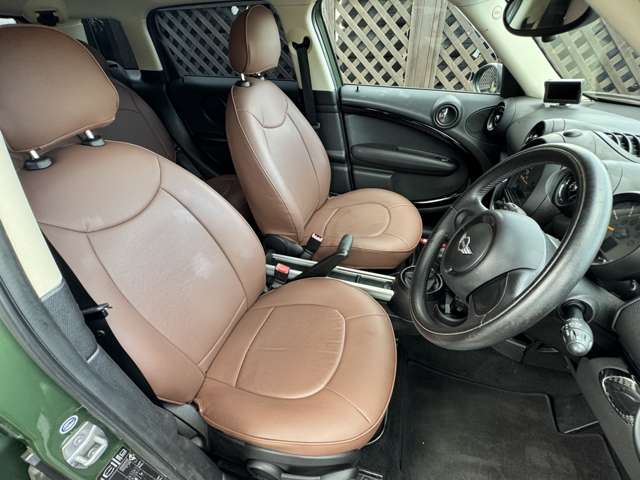 MINI Crossover 7