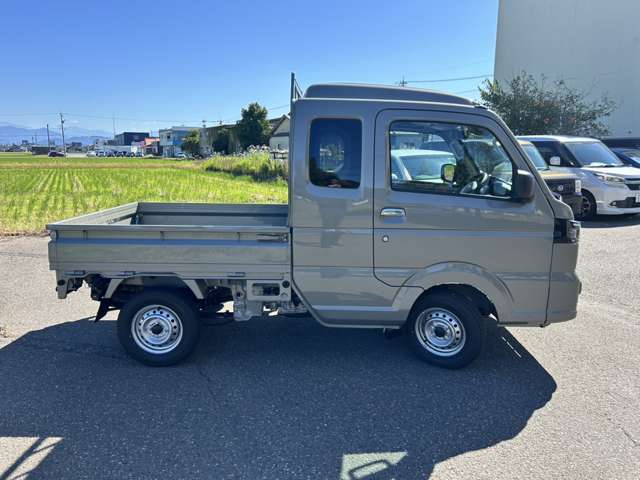 Suzuki Carry 7