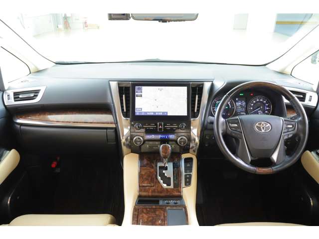 Toyota Alphard 7
