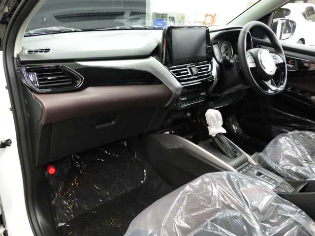 Suzuki Fronx 12