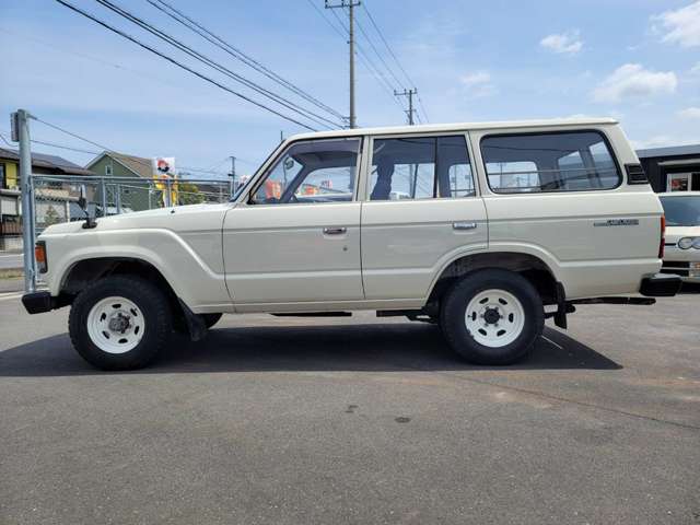 Toyota Land Cruiser 60 5
