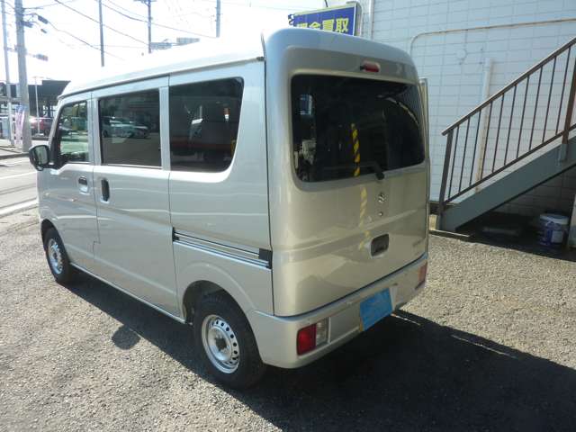 Suzuki Every 4