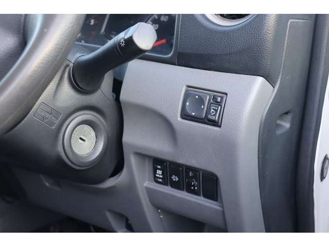 Nissan NV350 Caravan 9