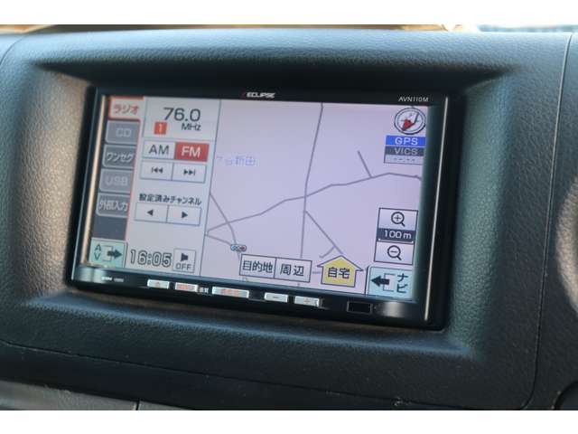 Nissan NV350 Caravan 10