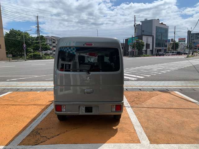 Suzuki Every 9