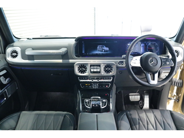 Mercedes-Benz G-Class 4