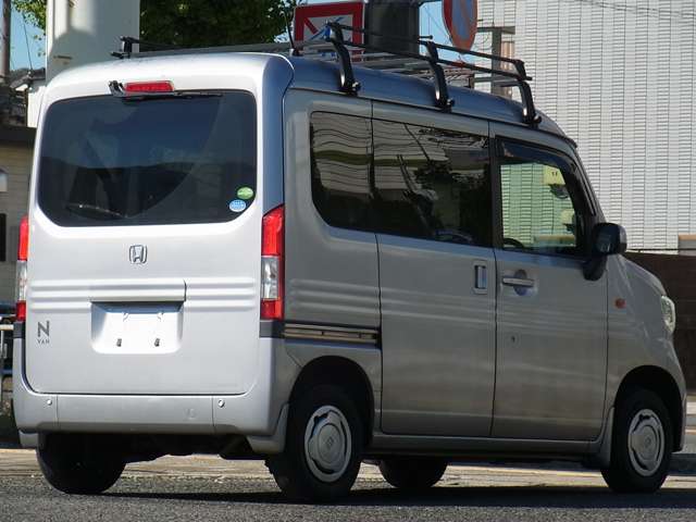 Honda N-VAN 12