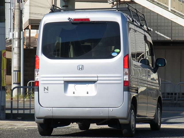 Honda N-VAN 10