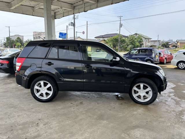 Suzuki Escudo 10