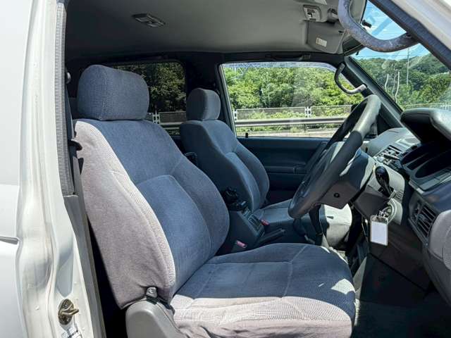 Mitsubishi Pajero 10