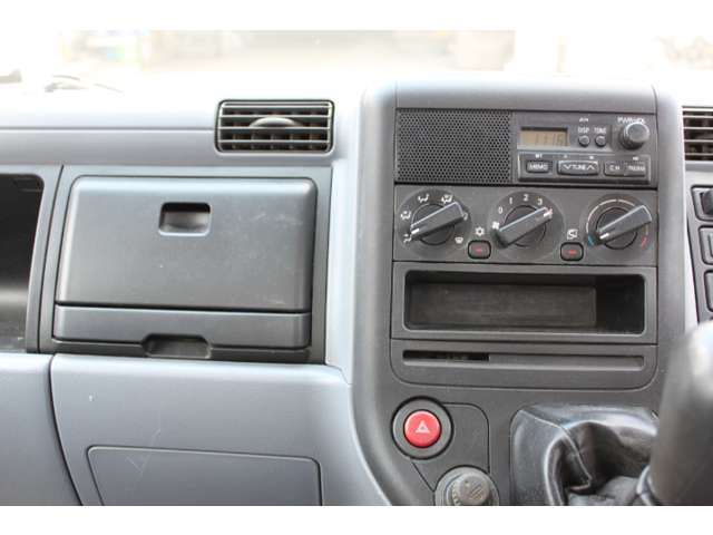 Mitsubishi Fuso Canter 12