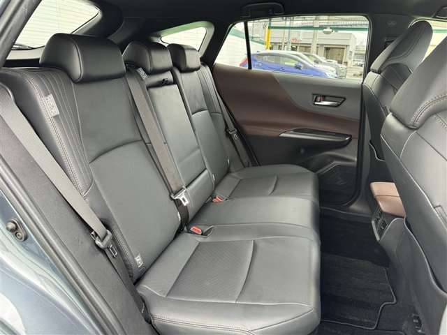 Toyota Harrier 12