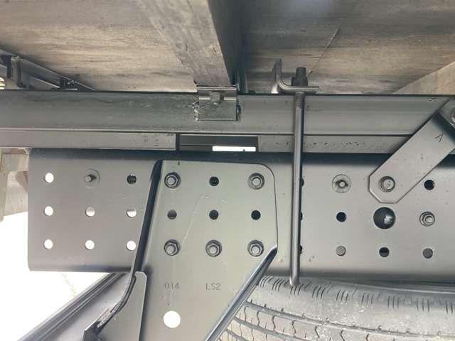 Mitsubishi Fuso Canter 10