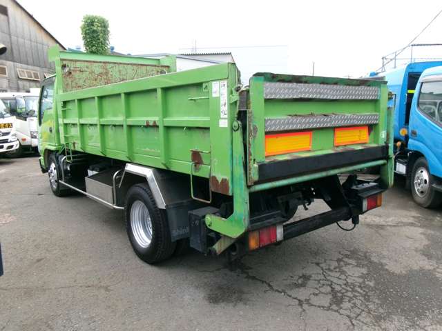 Isuzu Elf 6