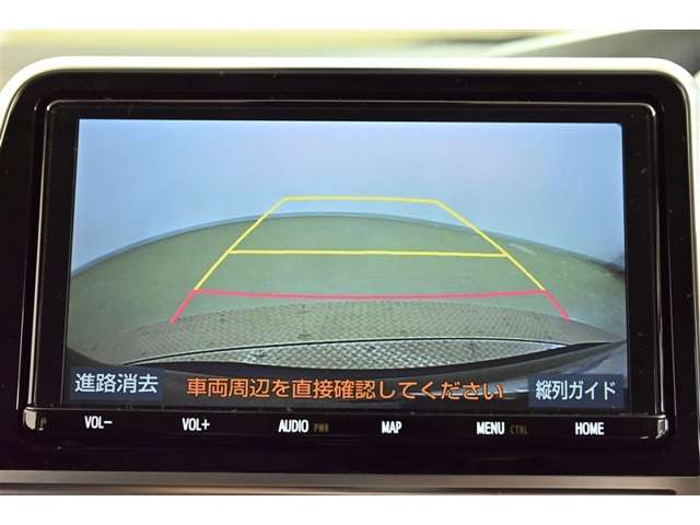 Toyota Sienta 11