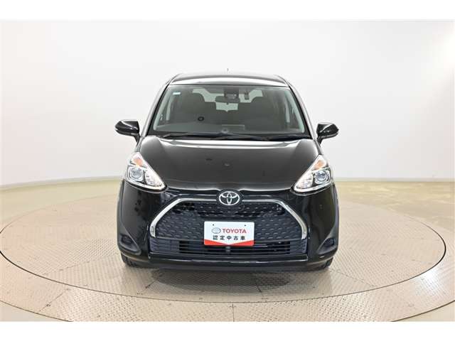 Toyota Sienta 2