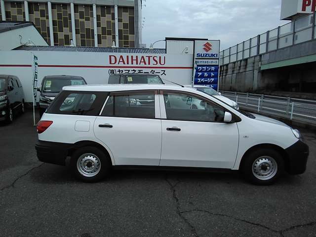 Mazda Familia Van 8