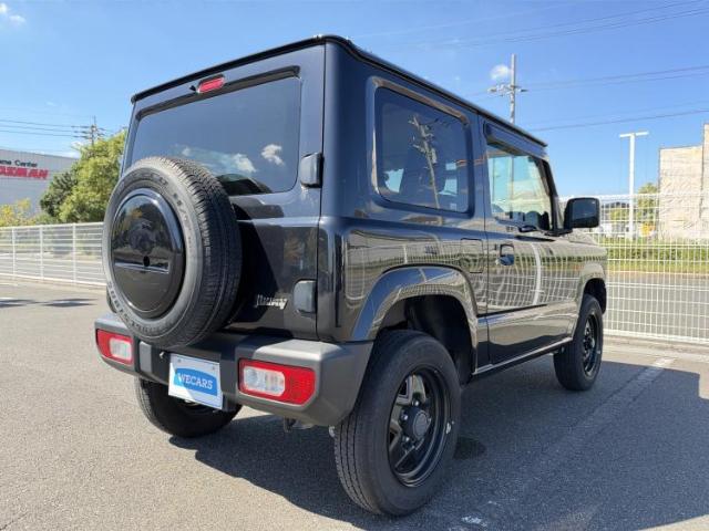 Suzuki Jimny 6