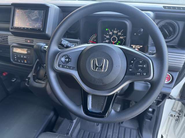 Honda N-VAN 9
