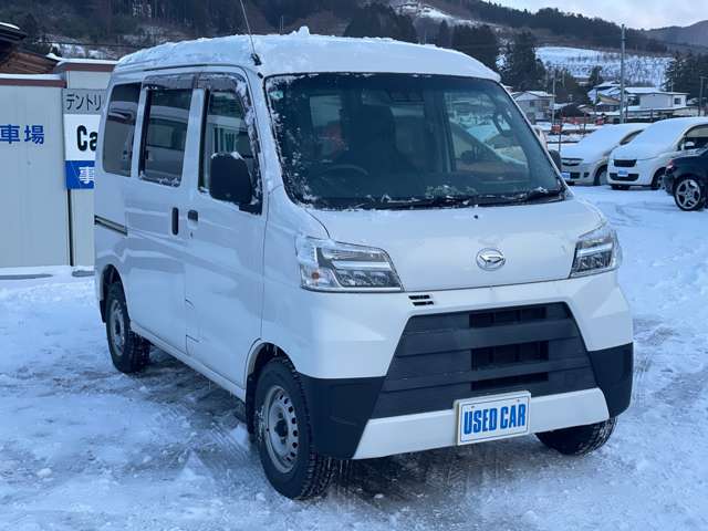 Daihatsu Hijet Cargo 2