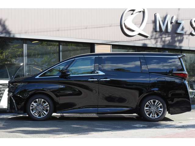 Toyota Alphard 5