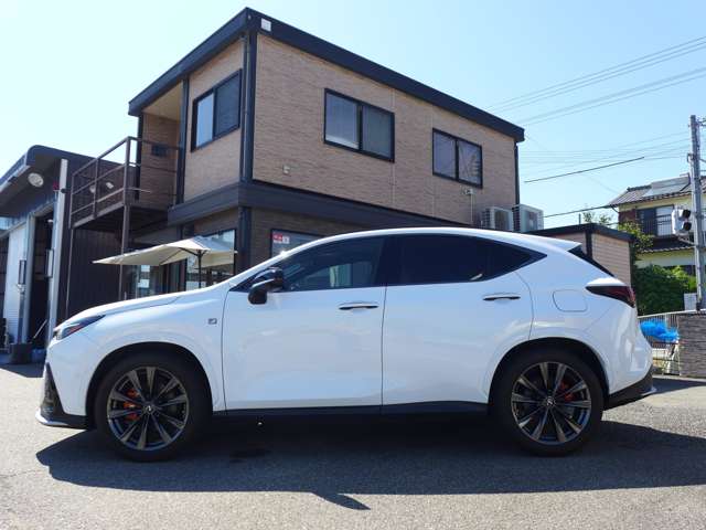 Lexus NX 9