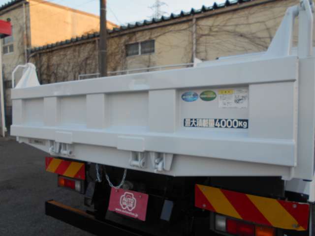Mitsubishi Fuso Canter 12