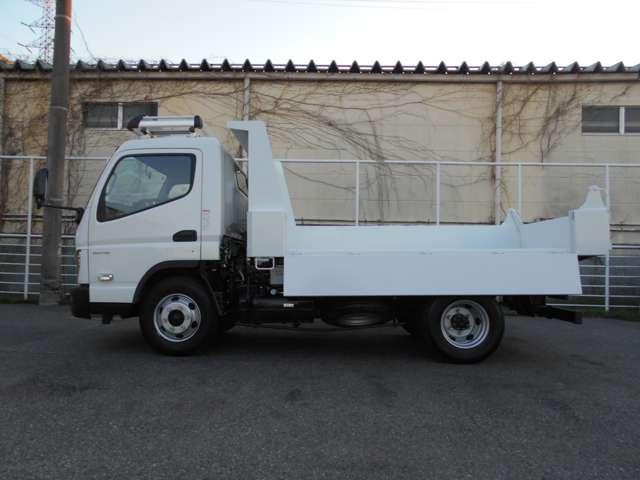 Mitsubishi Fuso Canter 5