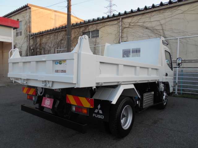 Mitsubishi Fuso Canter 8