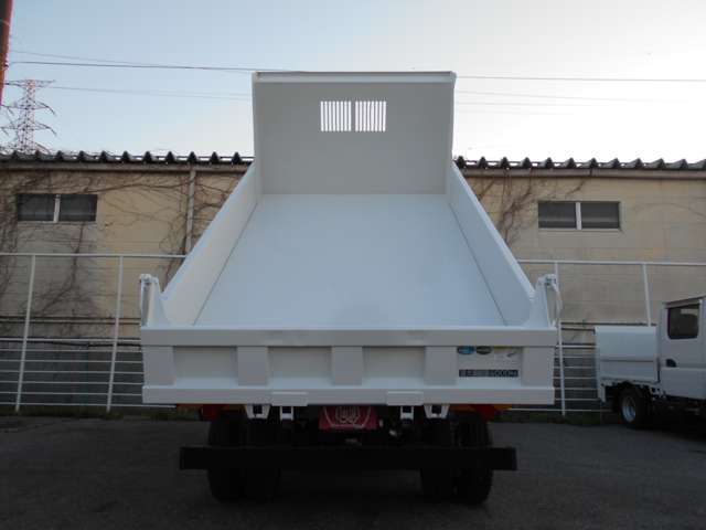 Mitsubishi Fuso Canter 10