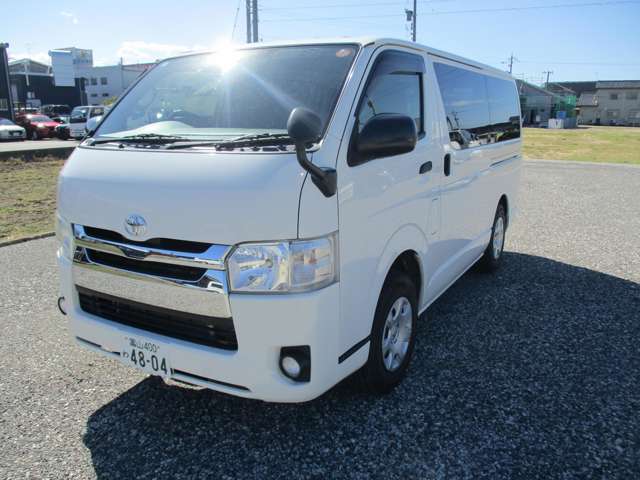 Toyota Hiace Van 3